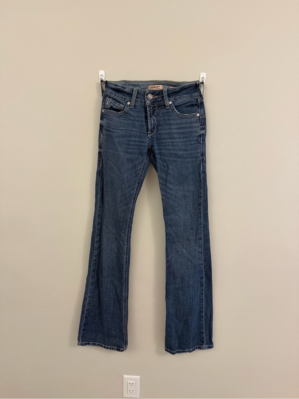 Ariat Women's Medium Blue Skinny Jeans with Contrast Stitching - Picture 2 of 3